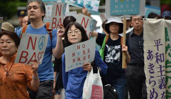 Japoneses retoman protestas contra presencia militar de EEUU en Okinawa