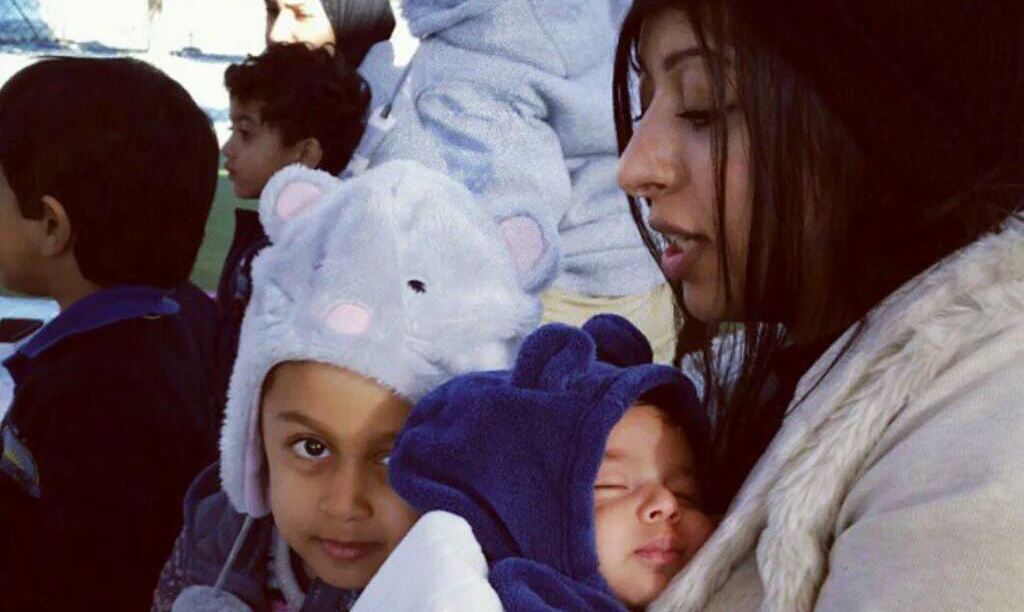 النظام البحريني يفرج عن الناشطة زينب الخواجة وطفلها الرضيع