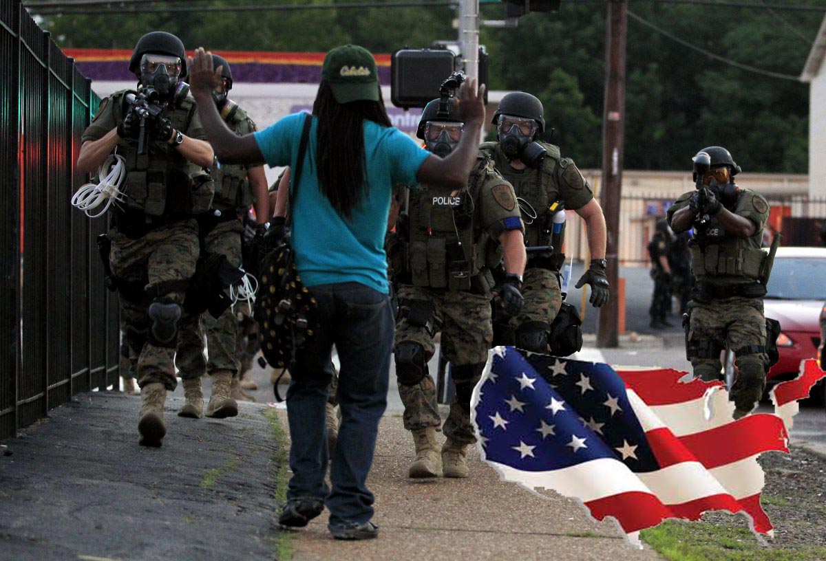 موقع أمريكي: قوات الشرطة الأمريكية عنصرية ومسخرة لحماية البيض