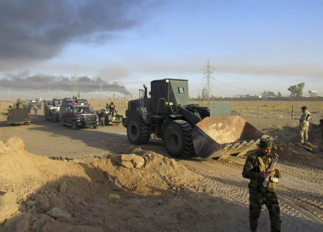 Iraqi Forces Link up along Tigris River, Advancing on ISIS’s Last Stronghold