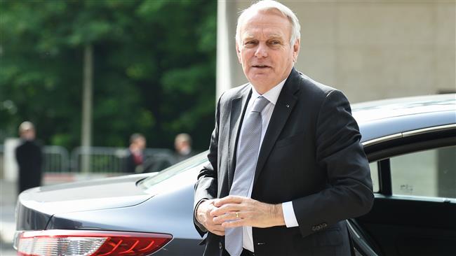 French FM Meets Hezbollah, Israelis Fume