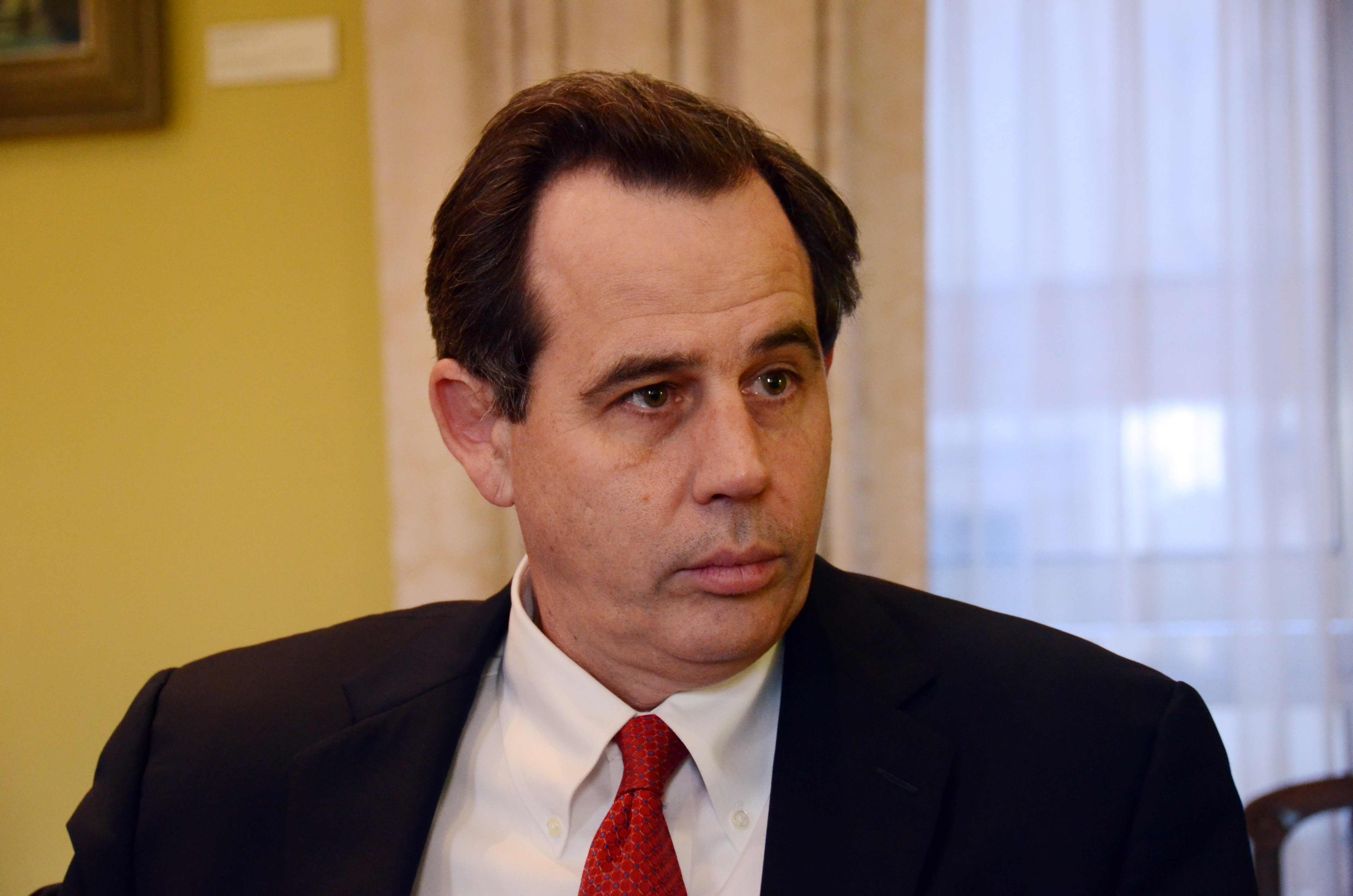 السفير الأمريكي في العراق يؤيد مغادرة القوات التركية الأراضي العراقية