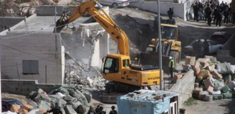 Fuerzas israelíes destruyen varias casas palestinas en Cisjordania