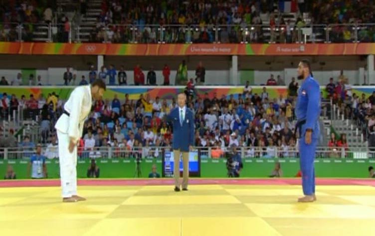 لاعب جودو مصري في أولمبياد البرازيل يغضب الكيان الاسرائيلي..بالصور