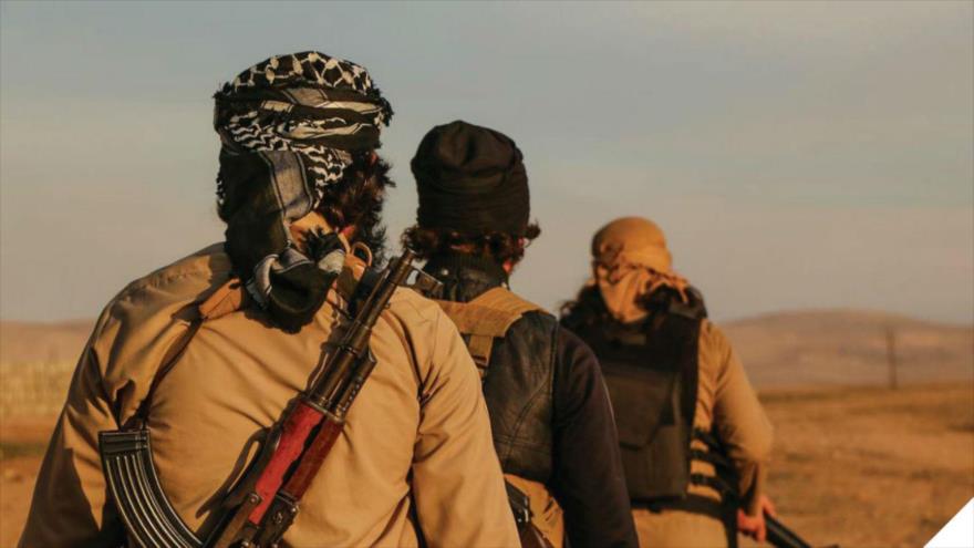 Daesh secuestra a 15 mil civiles y EEUU mata a otros 450 en Manbij