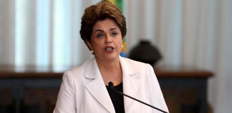 Rousseff aboga por elecciones anticipadas para superar la crisis política