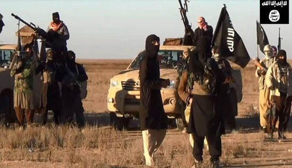 US-backed Militia Opens Corridor for ISIS Convoy out of Manbij, Syria