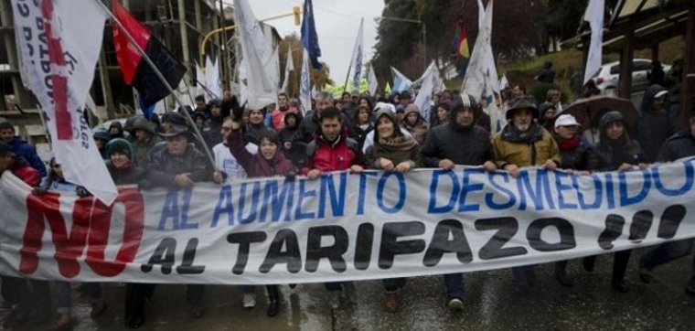 Justicia argentina suspende subida de tarifas de los servicios públicos