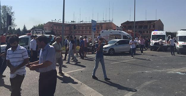 6 Killed, over 200 Injured as Wave of PKK Attacks Hit Eastern Turkey