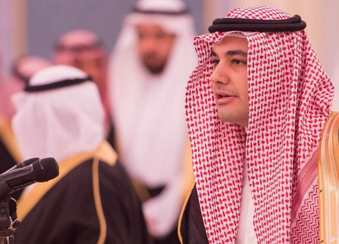 وزير الاعلام السعودي متهم بالسرقة