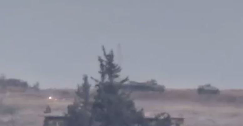 بالفيديو، هكذا هرب المسلحون من محيط تلة ام القرع جنوب #حلب !