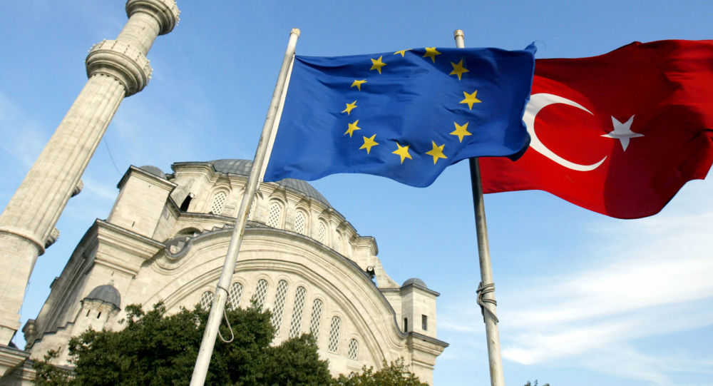 کارشناس ترکیه‌ای: در حال حاضر امکان پیوستن ترکیه به اتحادیه اروپا وجود ندارد