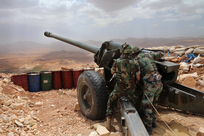 Lebanese Army Shells Terrorists’ Post in Border City of Arsal