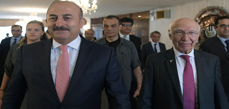 ترکی کو پاکستان کا بھرپور تعاون حاصل ہے : ترک وزیر خارجہ