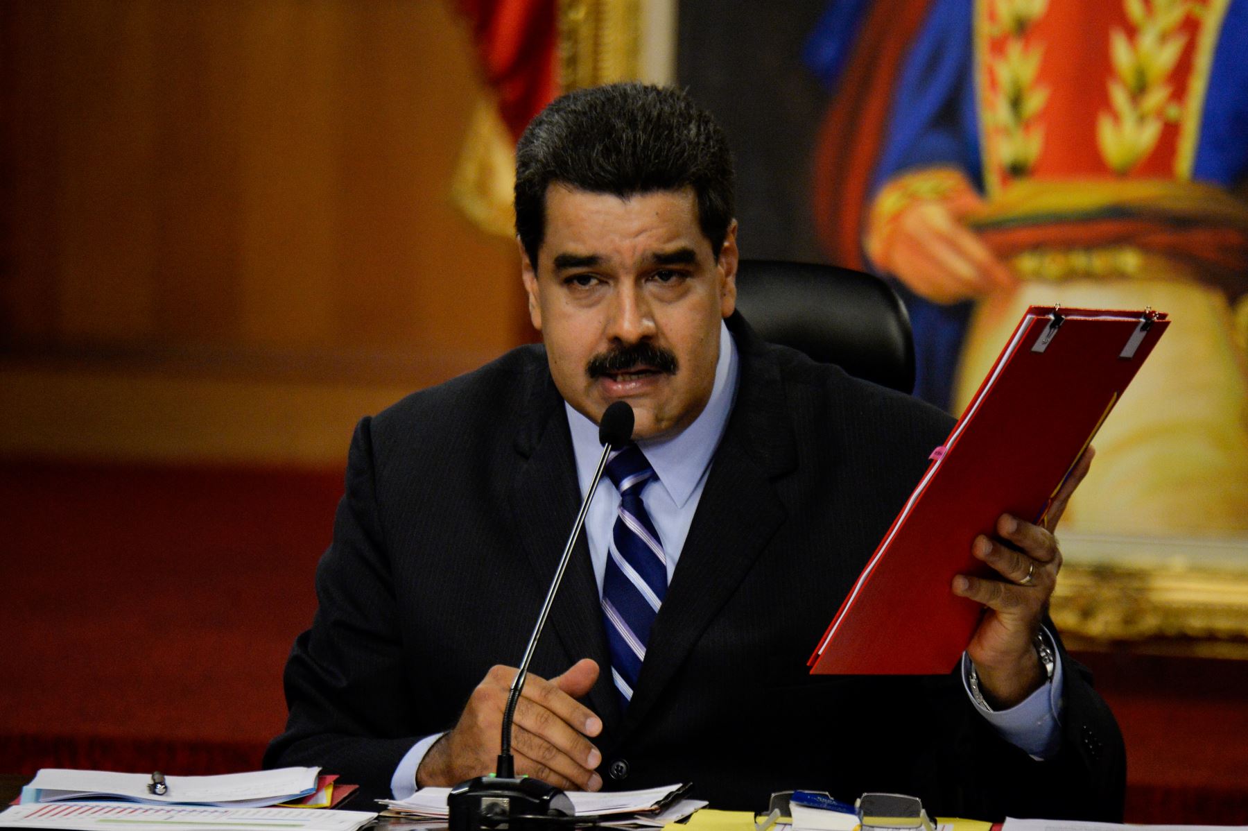Maduro: La derecha ha cometido un gran fraude sobre las firmas del revocatorio