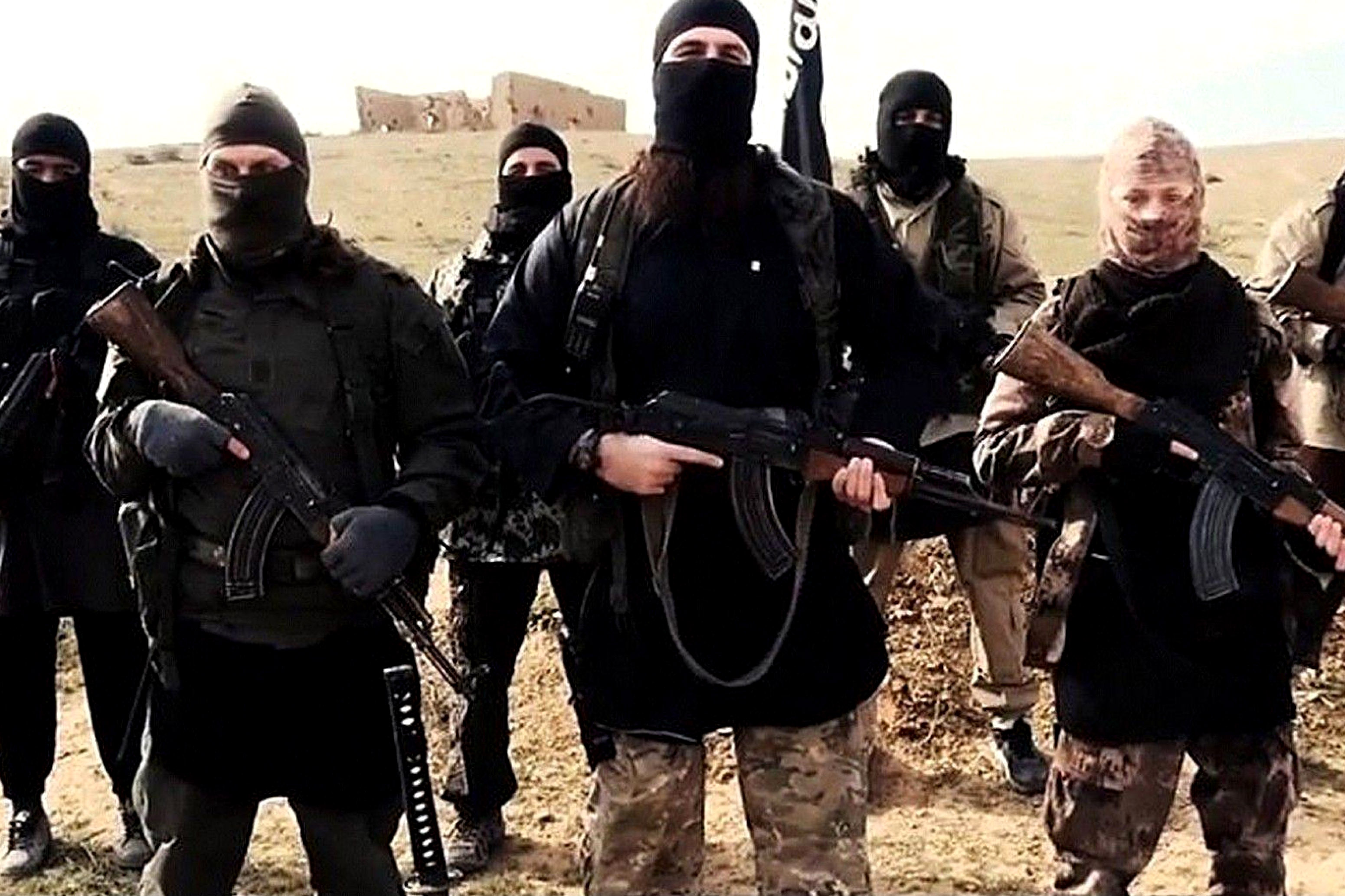 ISIS Executes 2 Commanders, 19 Alleged Spies