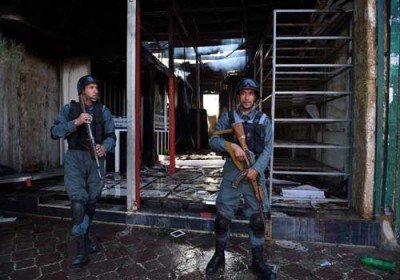 کشته شدن ۸ پلیس افغان در حمله هوایی آمریکا در ولایت ارزگان