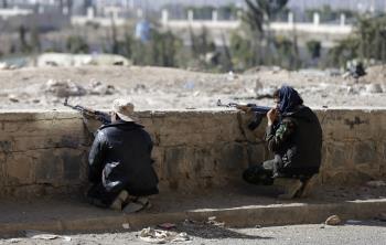 Fighting Rages as Saudi Coalition Intensifies Strikes across Yemen