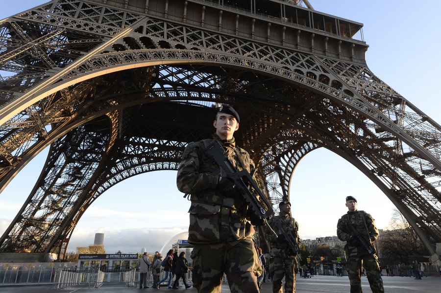 Europe Concerned over Return of Terrorists, As ISIS Suffers Losses in Iraq, Syria
