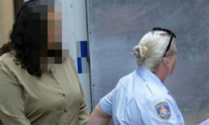 أم تقتل طفلها لأنه يشبه والده!