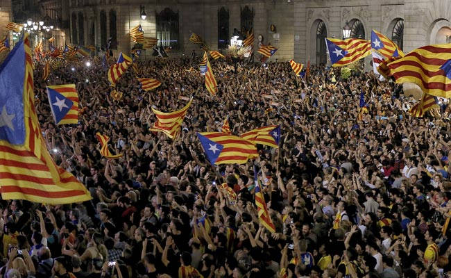 بورصة مدريد تنخفض تحت تأثير قرار إنفصال كتالونيا
