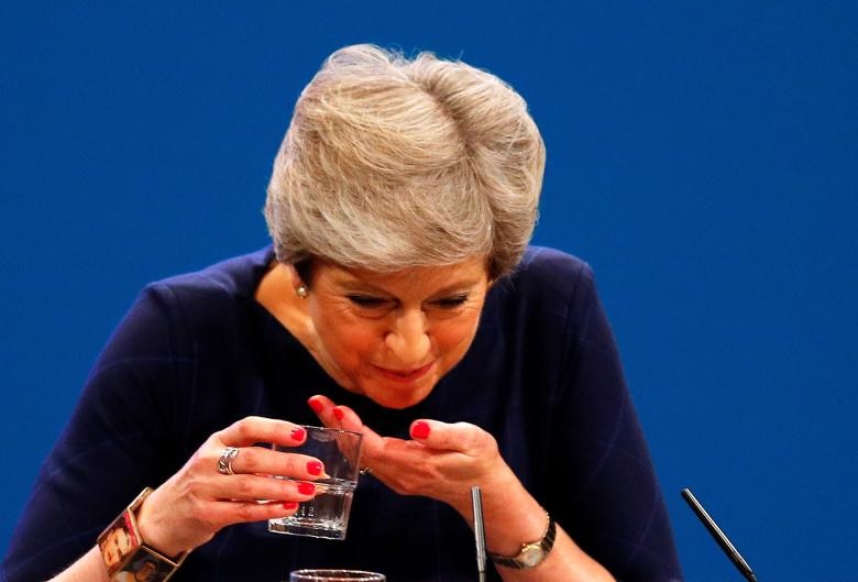 سخنرانی جنجالی خانم نخست وزیر، افزایش درخواست‌ها برای استعفای "ترزا می" در بریتانیا