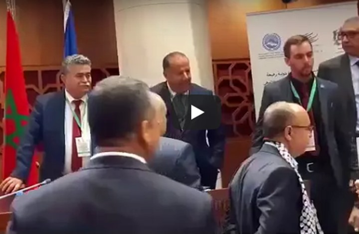 بالفيديو... وزير دفاع إسرائيلي في مؤتمر بالمغرب والنواب المغاربة يرفضون حضوره ويدعون لطرده