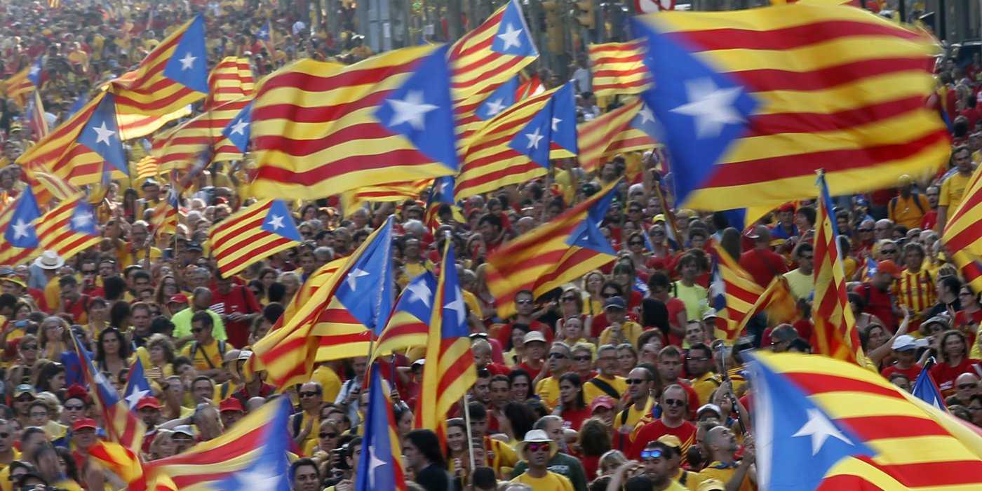 أول دولة أوروبية تعلن نيتها الاعتراف باستقلال كتالونيا