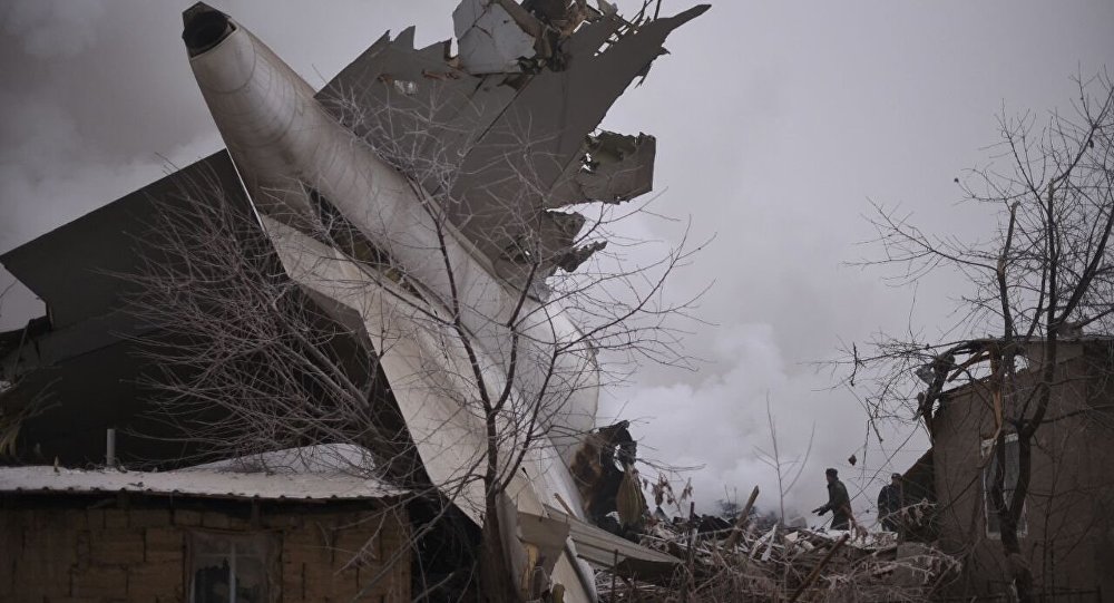 37 قتيل في تحطم طائرة شحن تركية في قرغيزستان