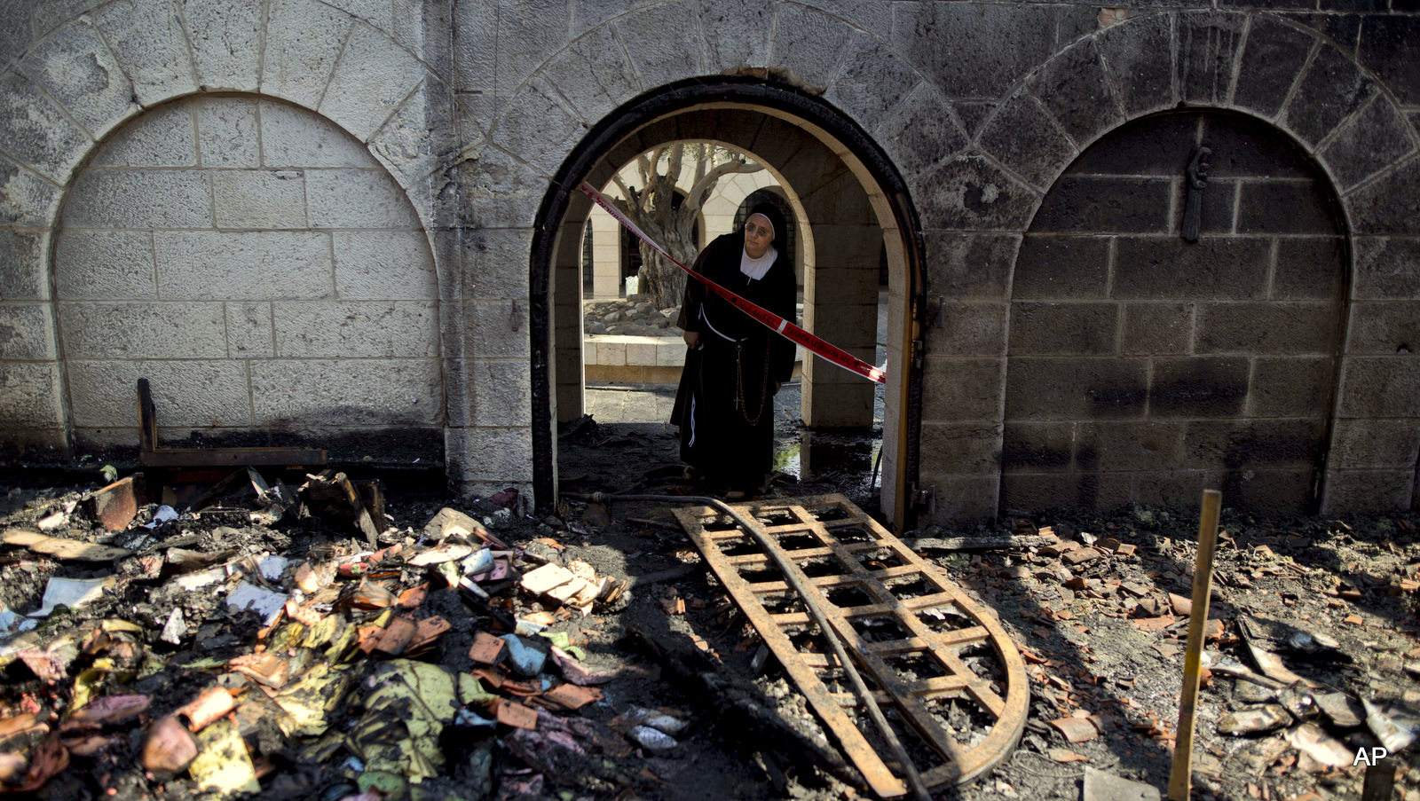 قراءة في داوفع الحقد الصهيوني الأعمى تجاه مسيحيي فلسطين