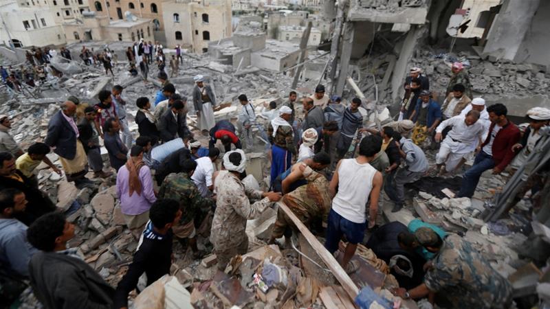 Saudi Regime Bombs Yemen Civilians after Riyadh Missile Strike