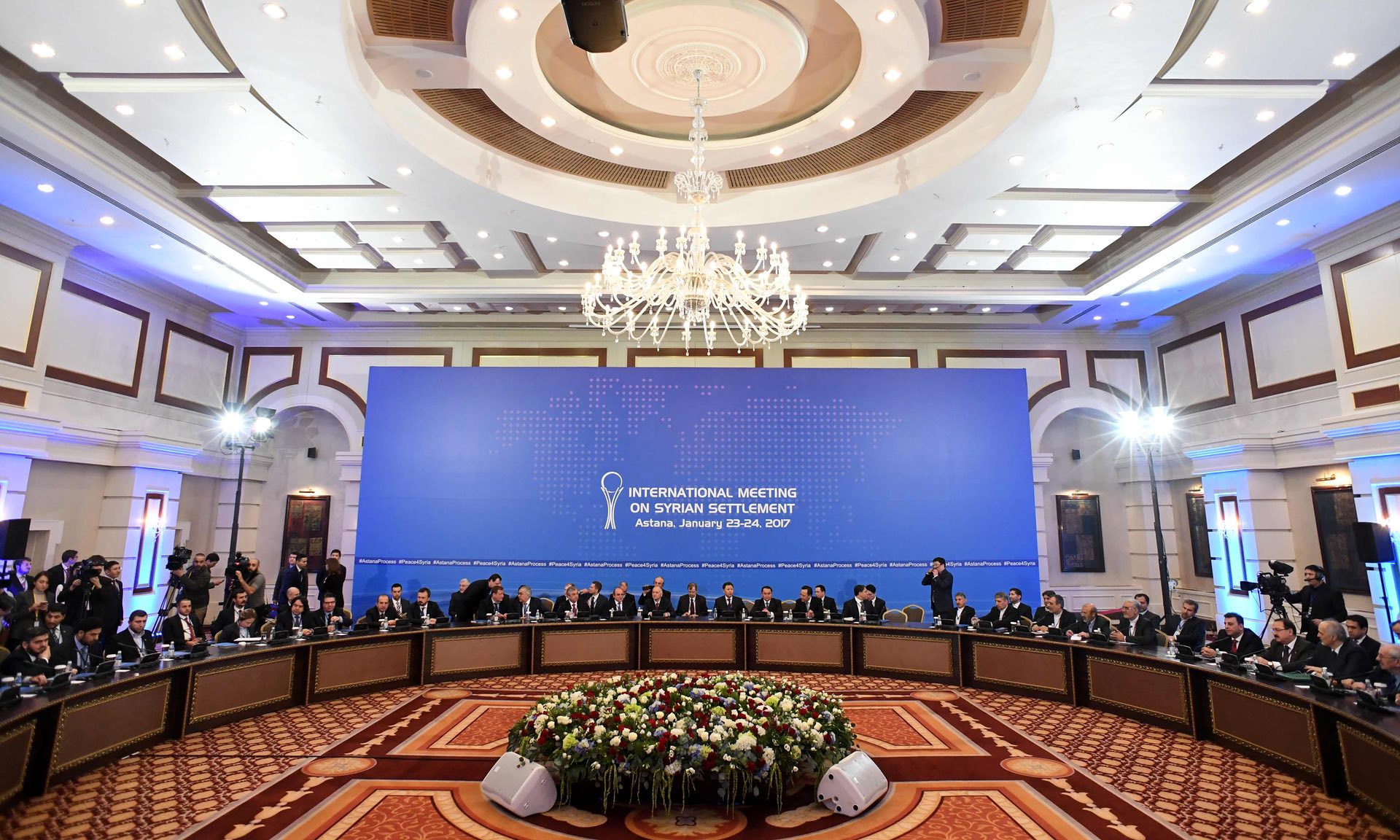 Syrian State, Militant Reps Continue Negotiations in Astana