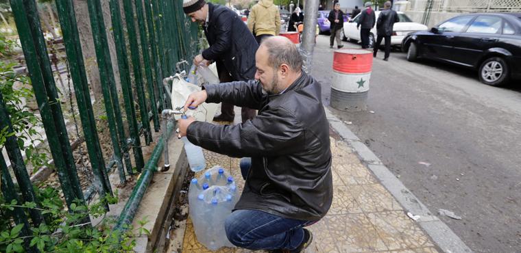 Terroristas cortan suministro de agua potable a la capital siria
