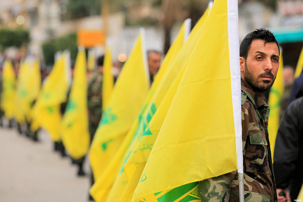 ماهي حقيقة مزاعم  قناة الجزيرة عن منع حزب الله ضباط روس دخول وادي بردى؟