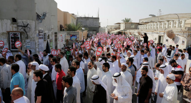 Bahrainis Rally in Support of Their Spiritual Leader