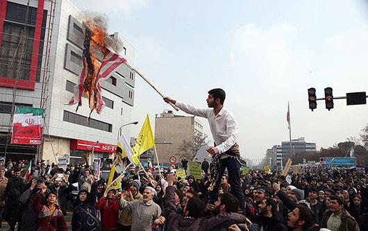 از سردار سلیمانی تا فاطمیون در راهپیمایی سالگرد انقلاب اسلامی ایران در 22 بهمن + تصاویر