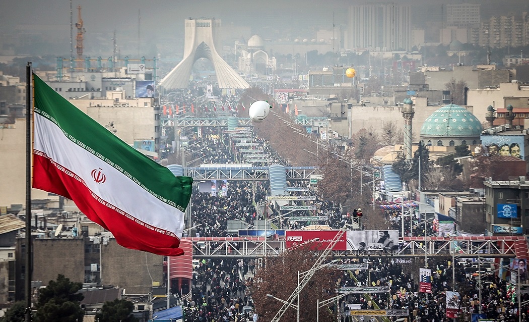 Iraníes conmemoran la victoria de la Revolución Islámica