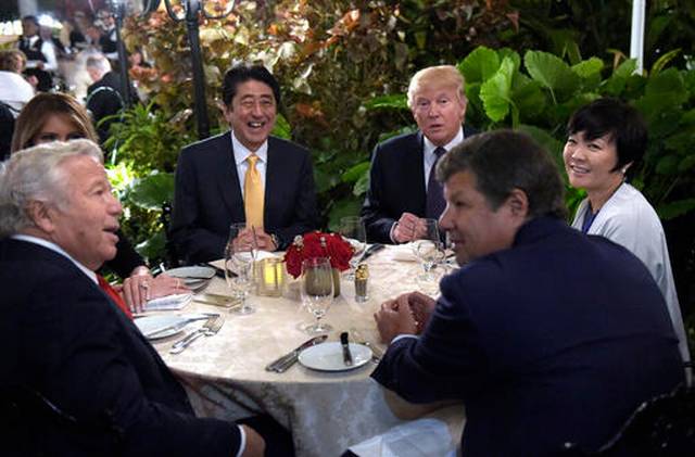 US Frist Lady Breaks Diplomatic Tradition Leaves Japanese Counterpart Alone