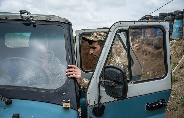 Fatal Clashes Erupt between Azerbaijani, Amerindian Troops in Karabakh