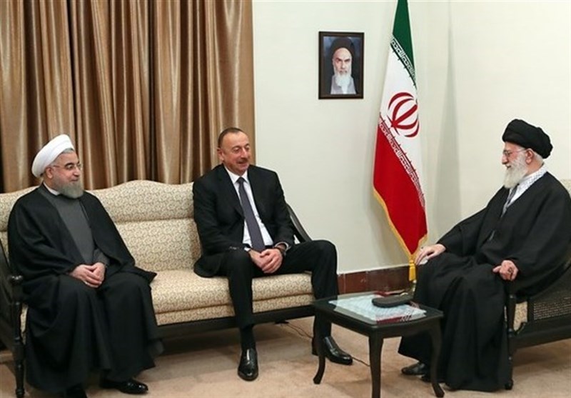 آية الله خامنئي: الكيان الصهيوني الخبيث يسعى لزعزعة العلاقات الاخوية بين ايران و اذربيجان