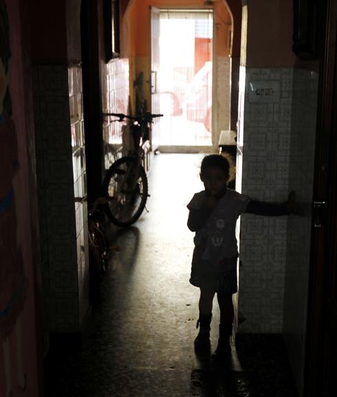 España sufre la tercera tasa de pobreza infantil más alta de la Unión Europea