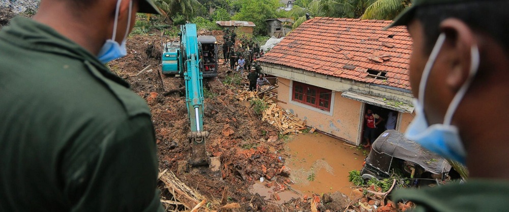 29 Dead, Scores Missing 3 Days after Rubbish Collapse in Sri Lanka