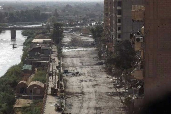 القوات الخاصة الأمريكية تدعي تنفيذ عملية إنزال جوي شرق سوريا