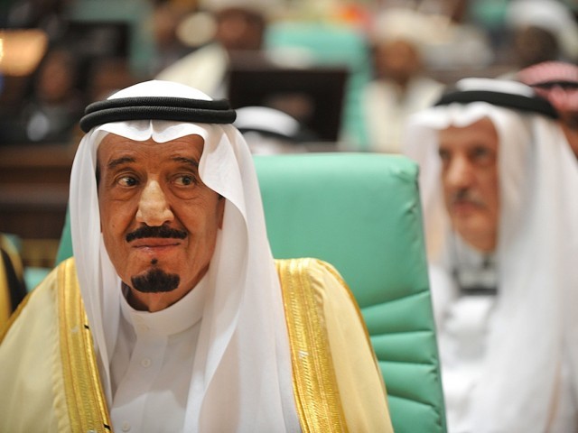 Saudi Regime Bribes Citizens to Quell Protests, Dissent