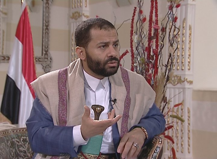 حميد الأحمر يغادر الى تركيا غاضباً بعد اهانته في السعودية+فيديو