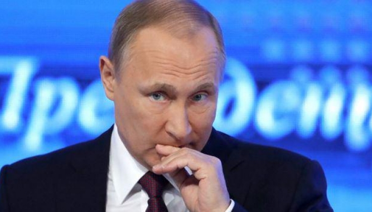 بوتين يدعو العالم الإسلامي للاعتماد بشكل كامل على روسيا