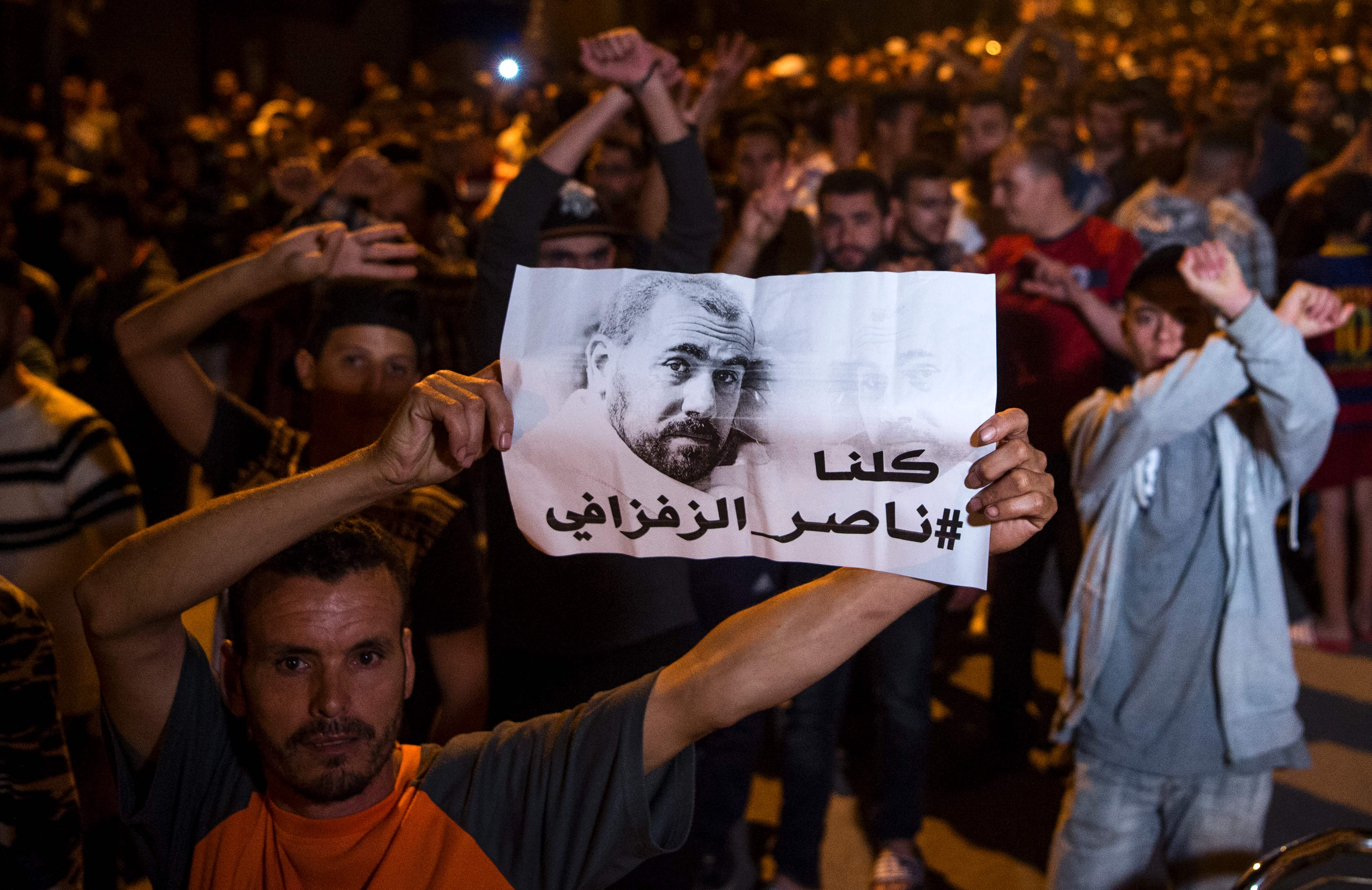حراك الريف بالمغرب يستمر بعد القبض على زعيم الحركة الإحتجاجية