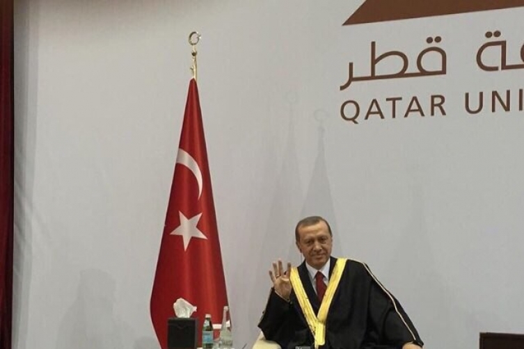 أردوغان يثبت ولاءه لقطر ويبعث رسالة للملك سلمان