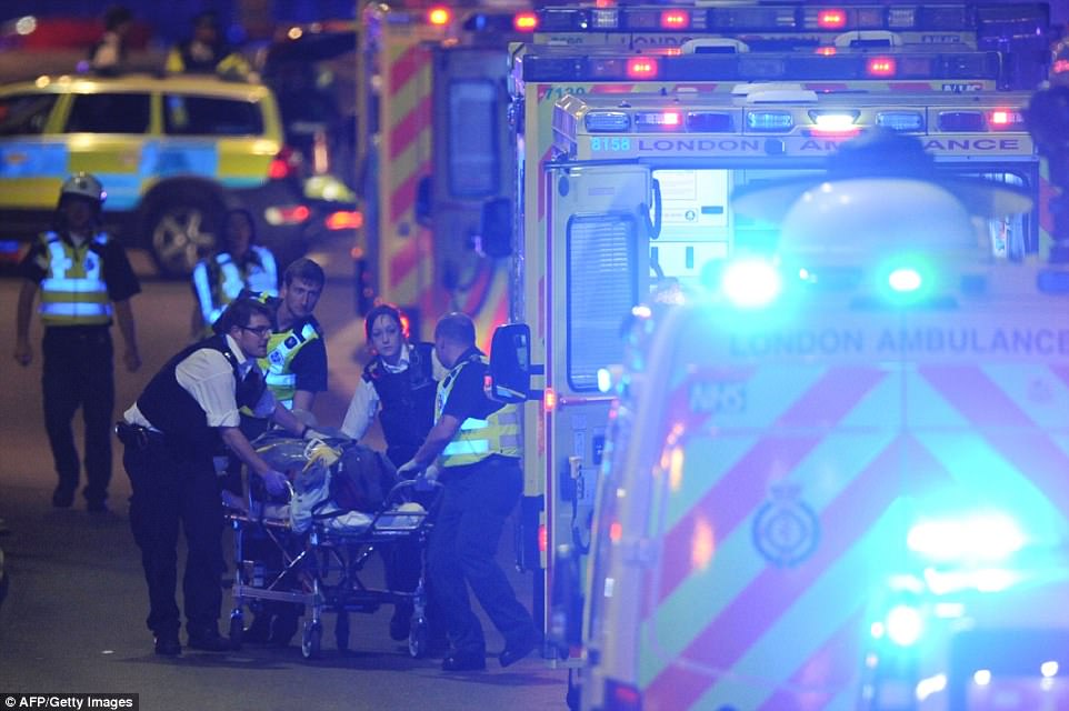 حادثا دهس وطعن يؤرقان لندن.. وسقوط 9 قتلى و50 جريحا ومقتل المنفذين