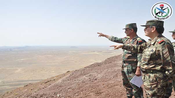 وزير الدفاع السوري يتفقد الجبهة في بادية الشام